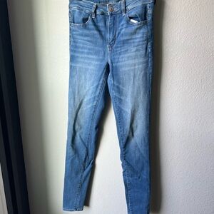 American Eagle Outfitters High Rise Next Level Stretch Skinny Jegging